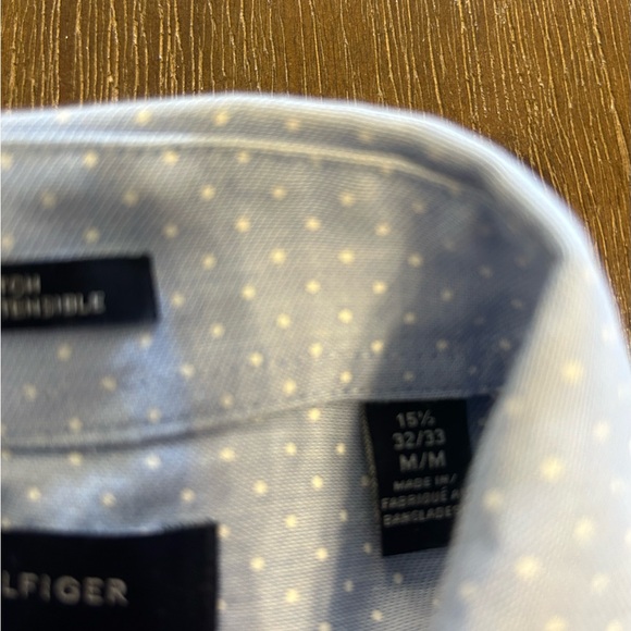 TOMMY HILFIGER - slimfit stretch dress shirt (medium) - Picture 3 of 3